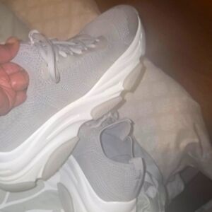 Steve Madden Gray Sneakers